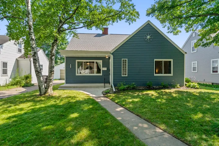 1029 Pennsylvania St, Sturgeon Bay, Wisconsin 54235, 4 Bedrooms Bedrooms, ,2 BathroomsBathrooms,Inland-Residential,For Sale,Pennsylvania St,144334