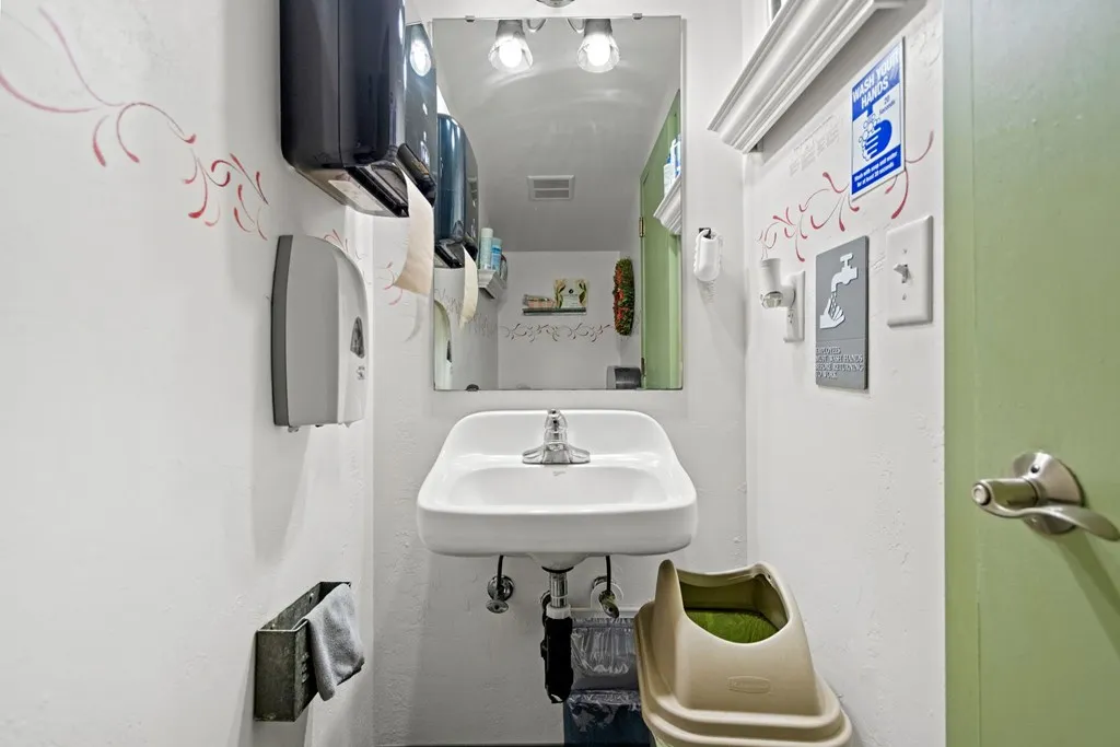 4054 Main St, Fish Creek, Wisconsin 54212, ,2 BathroomsBathrooms,Commercial,For Sale,Main St,143985