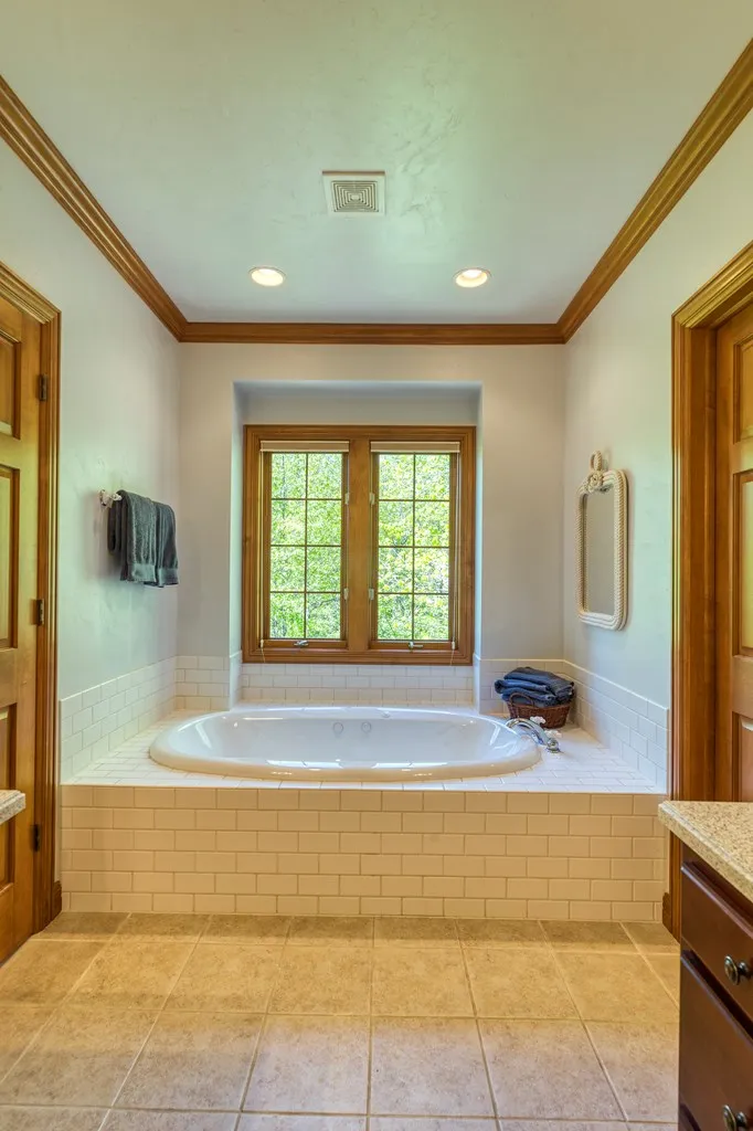 10690 Commodore Cir, Sister Bay Wi 54234, 5 Bedrooms Bedrooms, ,6 BathroomsBathrooms,Condominium,For Sale,Commodore Cir,141712