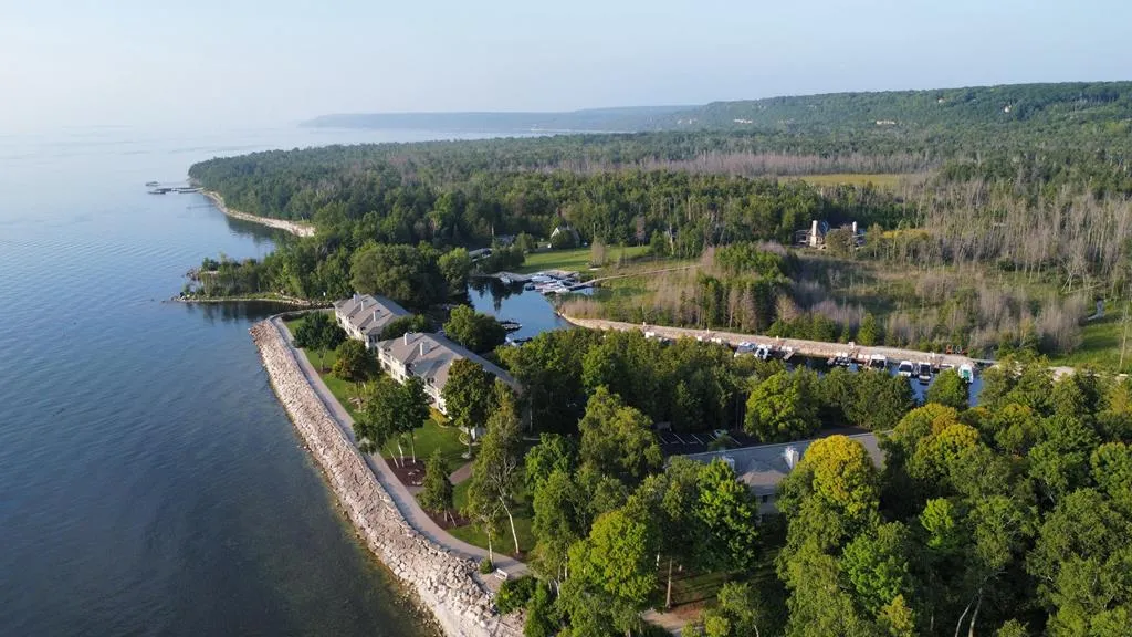 8153 Bay Dr # 3, Egg Harbor, Wisconsin 54209, 2 Bedrooms Bedrooms, ,2 BathroomsBathrooms,Condominium,For Sale,Bay Dr,144316