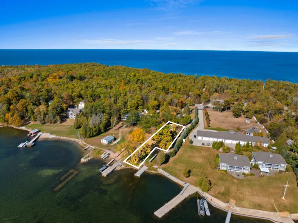 6899 County Rd M, Sturgeon Bay Wi 54235, 3 Bedrooms Bedrooms, ,1 BathroomBathrooms,Waterfront-Residential,For Sale,County Rd M,143324