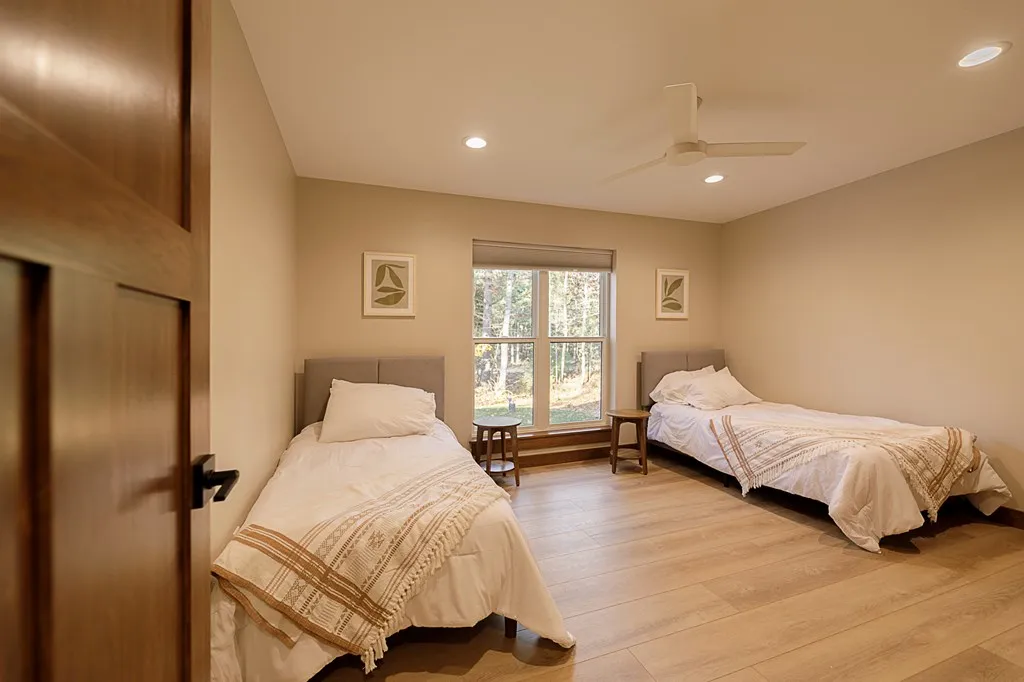6280 Breezewood Ln, Sturgeon Bay, Wisconsin 54235, 3 Bedrooms Bedrooms, ,2 BathroomsBathrooms,Inland-Residential,For Sale,Breezewood Ln,143395