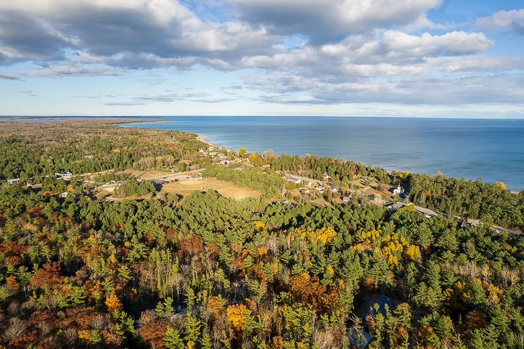 6280 Breezewood Ln, Sturgeon Bay, Wisconsin 54235, 3 Bedrooms Bedrooms, ,2 BathroomsBathrooms,Inland-Residential,For Sale,Breezewood Ln,143395