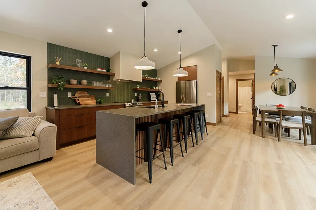 6280 Breezewood Ln, Sturgeon Bay, Wisconsin 54235, 3 Bedrooms Bedrooms, ,2 BathroomsBathrooms,Inland-Residential,For Sale,Breezewood Ln,143395