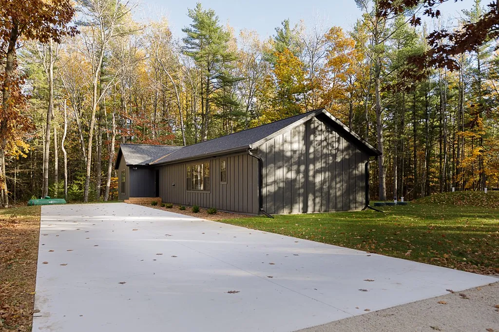 6280 Breezewood Ln, Sturgeon Bay, Wisconsin 54235, 3 Bedrooms Bedrooms, ,2 BathroomsBathrooms,Inland-Residential,For Sale,Breezewood Ln,143395
