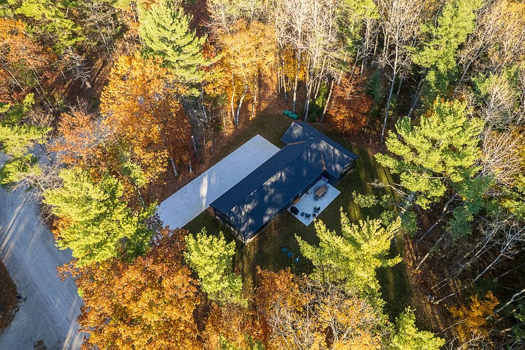 6280 Breezewood Ln, Sturgeon Bay, Wisconsin 54235, 3 Bedrooms Bedrooms, ,2 BathroomsBathrooms,Inland-Residential,For Sale,Breezewood Ln,143395