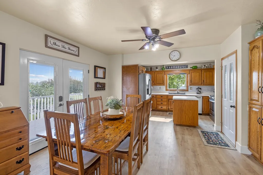 8227 Rileys Bay Rd, Sturgeon Bay, Wisconsin 54235, 4 Bedrooms Bedrooms, ,1 BathroomBathrooms,Inland-Residential,For Sale,Rileys Bay Rd,144381
