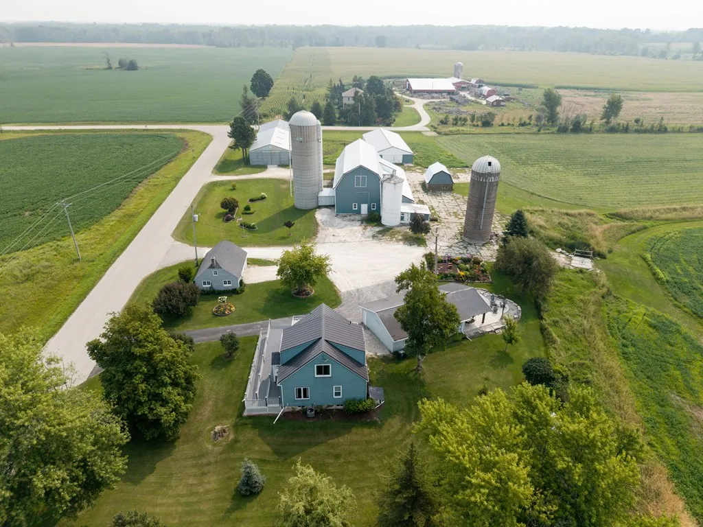 8227 Rileys Bay Rd, Sturgeon Bay, Wisconsin 54235, 4 Bedrooms Bedrooms, ,1 BathroomBathrooms,Inland-Residential,For Sale,Rileys Bay Rd,144381