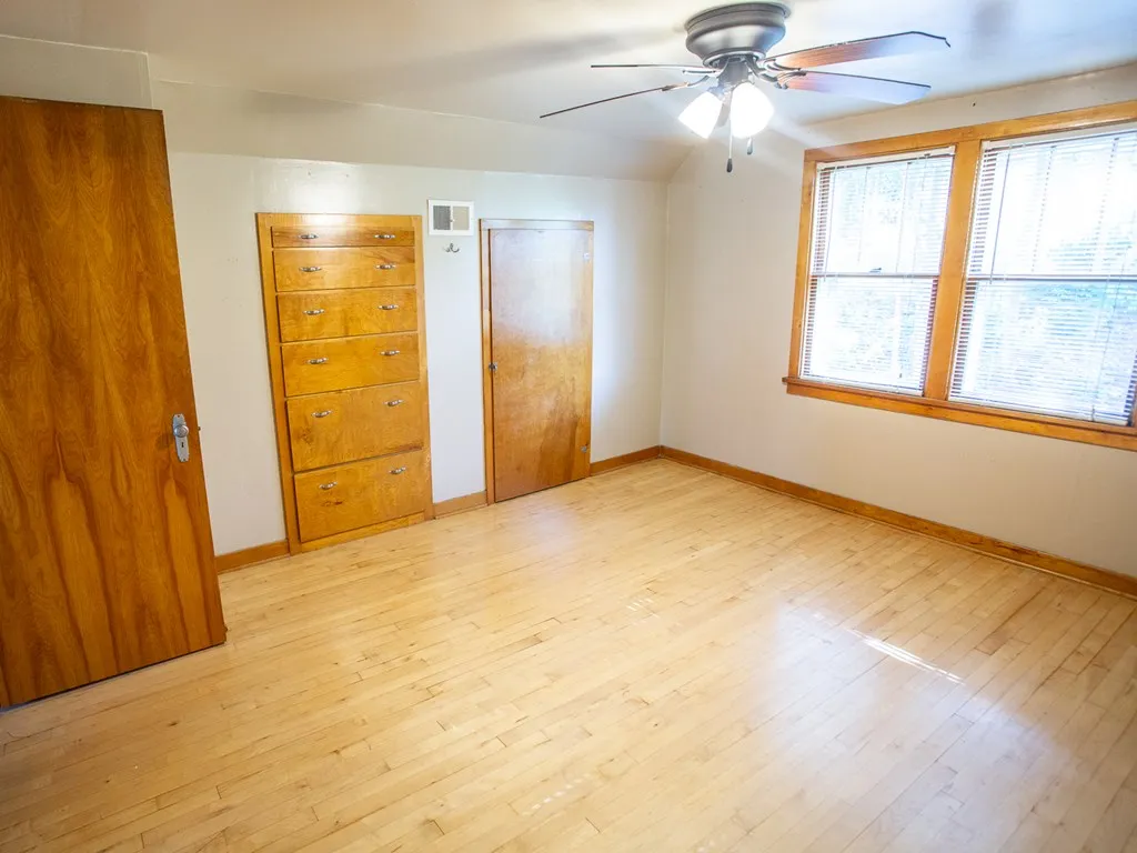 715 Maple St, Sturgeon Bay, Wisconsin 54235, 3 Bedrooms Bedrooms, ,1 BathroomBathrooms,Inland-Residential,For Sale,W Maple St,144239