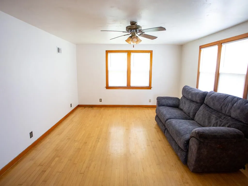 715 Maple St, Sturgeon Bay, Wisconsin 54235, 3 Bedrooms Bedrooms, ,1 BathroomBathrooms,Inland-Residential,For Sale,W Maple St,144239