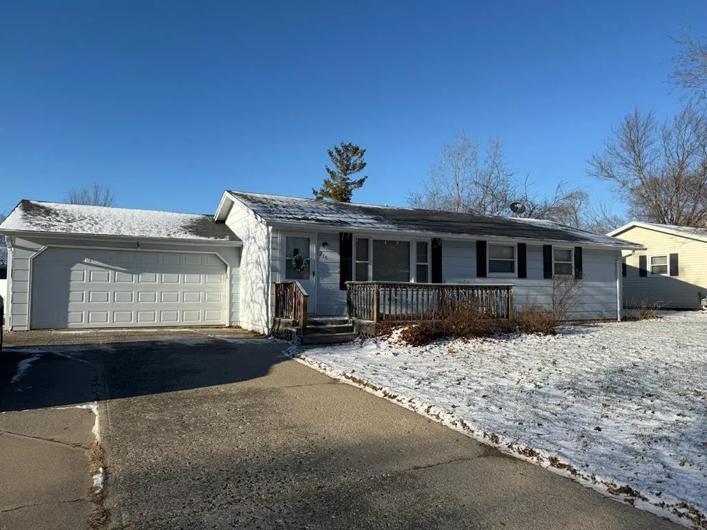 215 N 15th Dr, Sturgeon Bay Wi 54235, 3 Bedrooms Bedrooms, ,2 BathroomsBathrooms,Inland-Residential,For Sale,N 15th Dr,143495