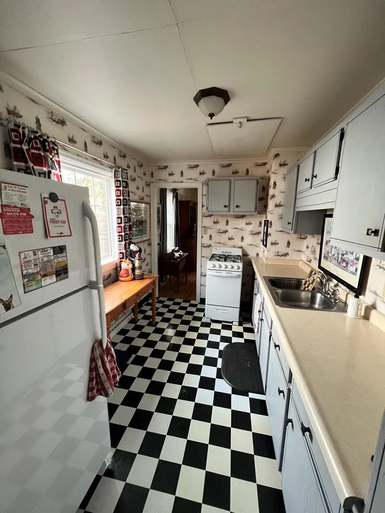 833 N 7th Ave, Sturgeon Bay Wi 54235, 2 Bedrooms Bedrooms, ,1 BathroomBathrooms,Inland-Residential,For Sale,N 7th Ave,143559