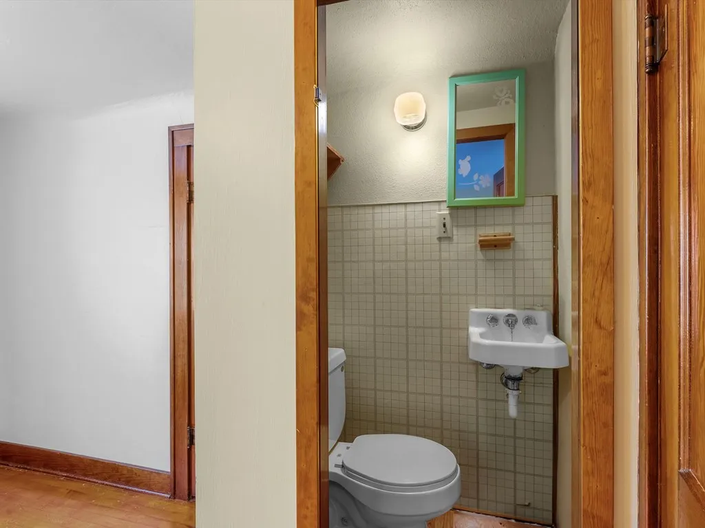 216 W Maple St, Sturgeon Bay, Wisconsin 54235, 3 Bedrooms Bedrooms, ,2 BathroomsBathrooms,Inland-Residential,For Sale,W Maple St,144490
