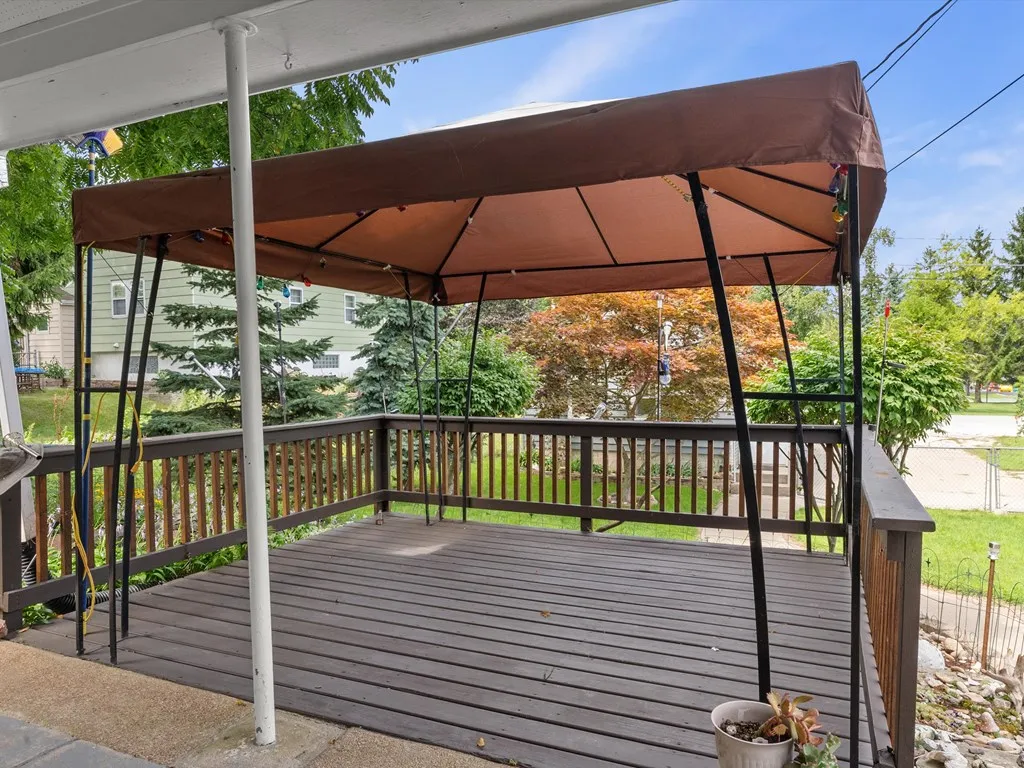 216 W Maple St, Sturgeon Bay, Wisconsin 54235, 3 Bedrooms Bedrooms, ,2 BathroomsBathrooms,Inland-Residential,For Sale,W Maple St,144490