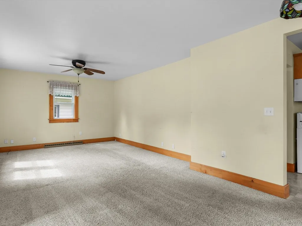 216 W Maple St, Sturgeon Bay, Wisconsin 54235, 3 Bedrooms Bedrooms, ,2 BathroomsBathrooms,Inland-Residential,For Sale,W Maple St,144490
