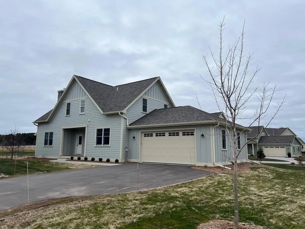 5236 Cobblestone Circle, Egg Harbor Wi 54209, 3 Bedrooms Bedrooms, ,4 BathroomsBathrooms,Condominium,For Sale,Cobblestone Circle,139707