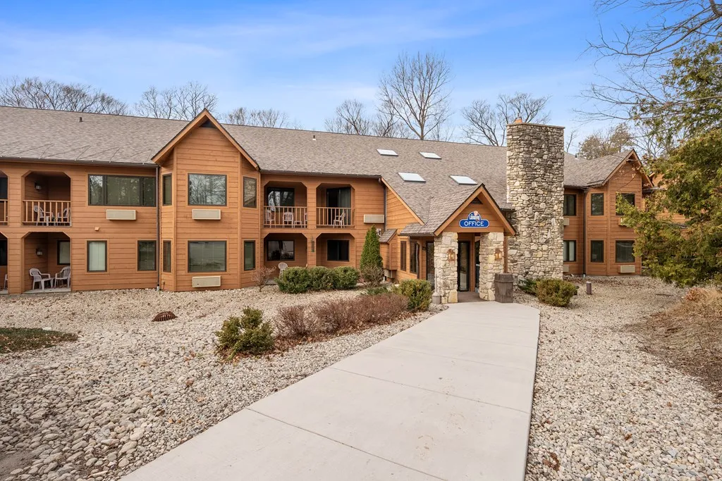 7741 Hwy 42 # 108, Egg Harbor Wi 54209, 1 Bedroom Bedrooms, ,1 BathroomBathrooms,Condominium,For Sale,Hwy 42,143761