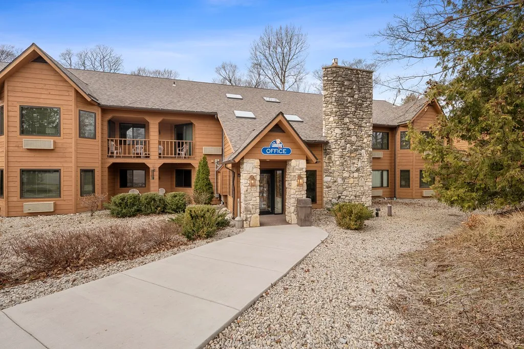 7741 Hwy 42 # 108, Egg Harbor Wi 54209, 1 Bedroom Bedrooms, ,1 BathroomBathrooms,Condominium,For Sale,Hwy 42,143761
