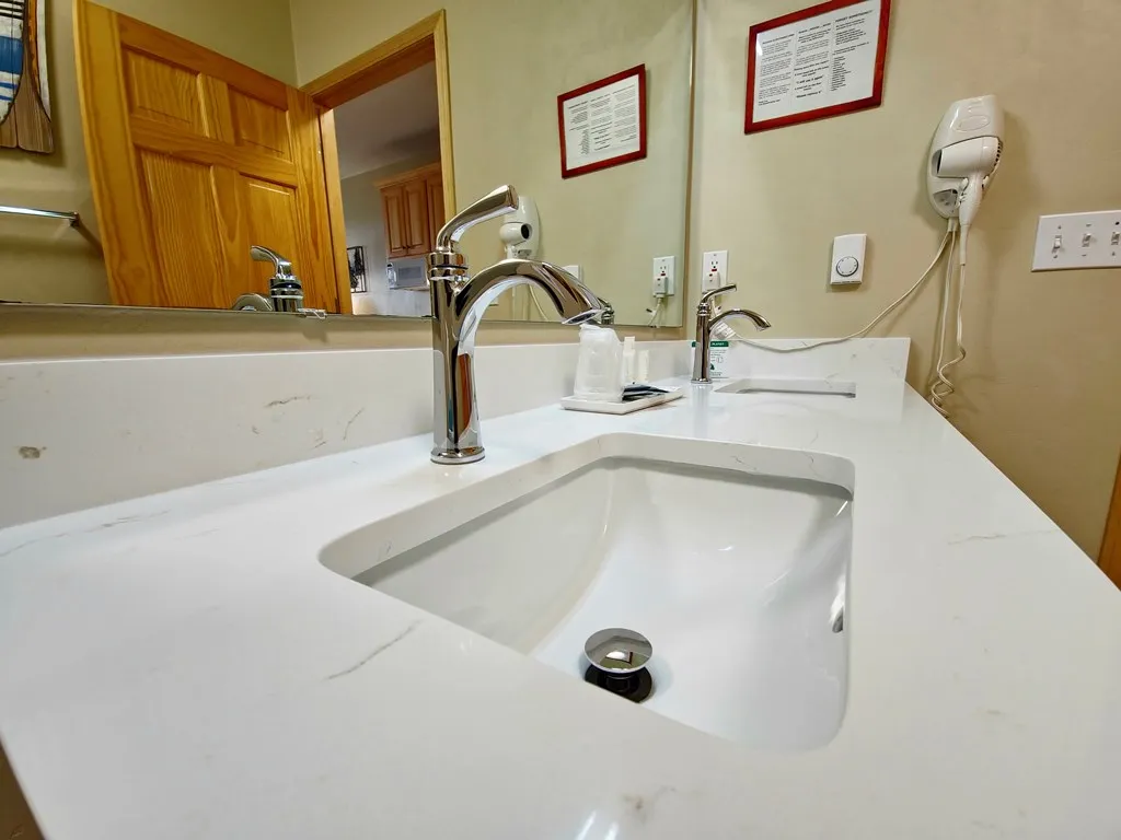 10571 Hwy 57 # 313, Sister Bay Wi 54234, 1 Bedroom Bedrooms, ,1 BathroomBathrooms,Condominium,For Sale,Hwy 57,143694