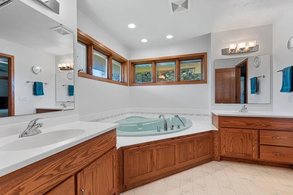 10521 Cherrywood Ct, Sister Bay Wi 54234, 3 Bedrooms Bedrooms, ,5 BathroomsBathrooms,Inland-Residential,For Sale,Cherrywood Ct,142963