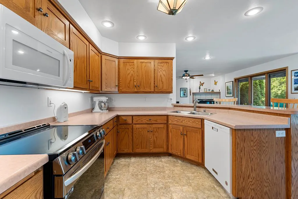 10521 Cherrywood Ct, Sister Bay Wi 54234, 3 Bedrooms Bedrooms, ,5 BathroomsBathrooms,Inland-Residential,For Sale,Cherrywood Ct,142963