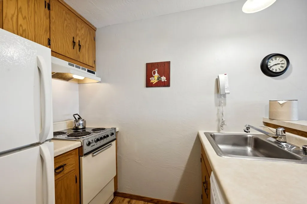 10321 Water St # 108, Ephraim, Wisconsin 54211, 1 Bedroom Bedrooms, ,1 BathroomBathrooms,Condominium,For Sale,Water St,144030