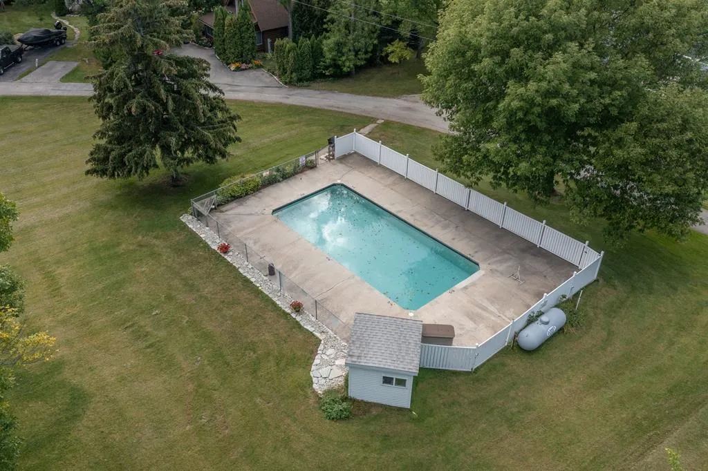 9208a Lime Kiln Ln # A, Sturgeon Bay, Wisconsin 54235, 2 Bedrooms Bedrooms, ,2 BathroomsBathrooms,Condominium,For Sale,Lime Kiln Ln,144559