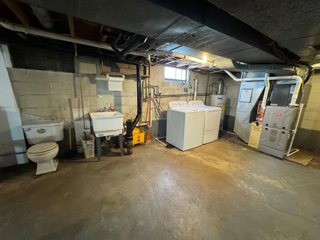 231 S 9th Ave, Sturgeon Bay Wi 54235, 4 Bedrooms Bedrooms, ,2 BathroomsBathrooms,Inland-Residential,For Sale,S 9th Ave,141296