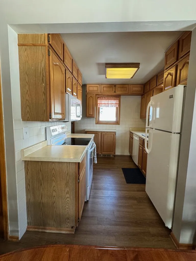 231 S 9th Ave, Sturgeon Bay Wi 54235, 4 Bedrooms Bedrooms, ,2 BathroomsBathrooms,Inland-Residential,For Sale,S 9th Ave,141296