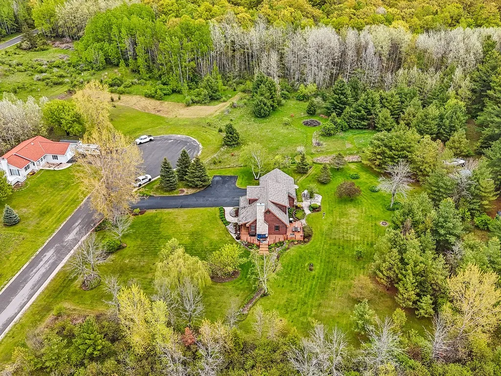 7033 Overlook Terrace, Sturgeon Bay, Wisconsin 54235, 3 Bedrooms Bedrooms, ,2 BathroomsBathrooms,Inland-Residential,For Sale,Overlook Terrace,144009
