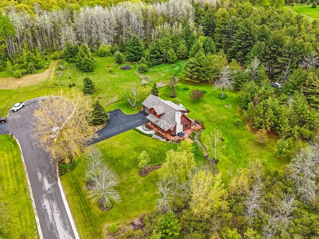 7033 Overlook Terrace, Sturgeon Bay, Wisconsin 54235, 3 Bedrooms Bedrooms, ,2 BathroomsBathrooms,Inland-Residential,For Sale,Overlook Terrace,144009
