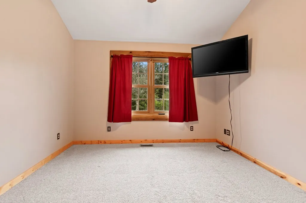 7033 Overlook Terrace, Sturgeon Bay, Wisconsin 54235, 3 Bedrooms Bedrooms, ,2 BathroomsBathrooms,Inland-Residential,For Sale,Overlook Terrace,144009