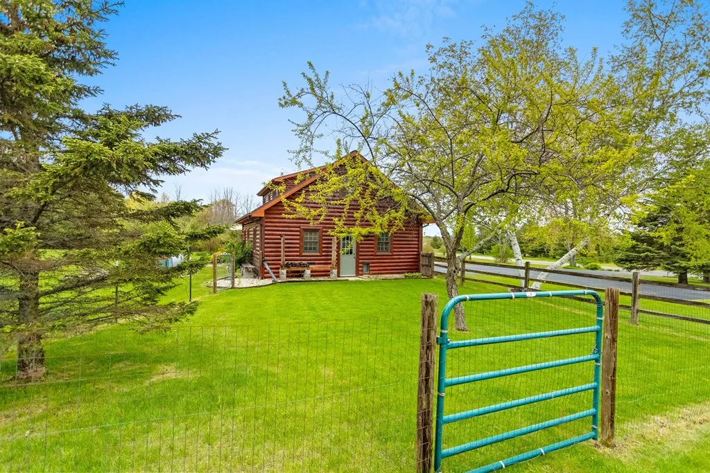 7033 Overlook Terrace, Sturgeon Bay, Wisconsin 54235, 3 Bedrooms Bedrooms, ,2 BathroomsBathrooms,Inland-Residential,For Sale,Overlook Terrace,144009