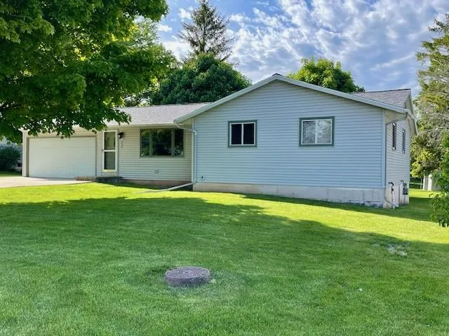 736 Fathom Pl, Sturgeon Bay Wi 54235, 3 Bedrooms Bedrooms, ,1 BathroomBathrooms,Inland-Residential,For Sale,Fathom Pl,141706