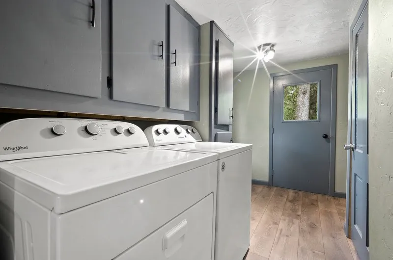 1007 Texas St, Sturgeon Bay, Wisconsin 54235, 3 Bedrooms Bedrooms, ,1 BathroomBathrooms,Inland-Residential,For Sale,Texas St,144017
