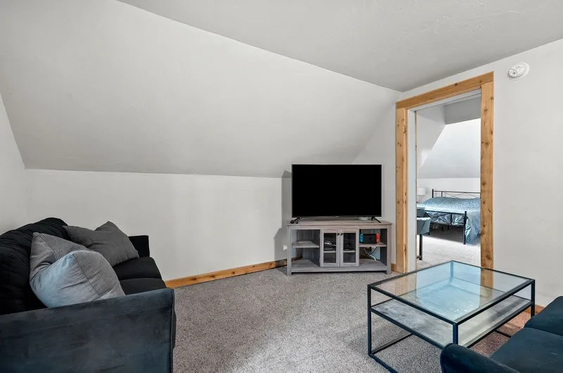 1007 Texas St, Sturgeon Bay, Wisconsin 54235, 3 Bedrooms Bedrooms, ,1 BathroomBathrooms,Inland-Residential,For Sale,Texas St,144017