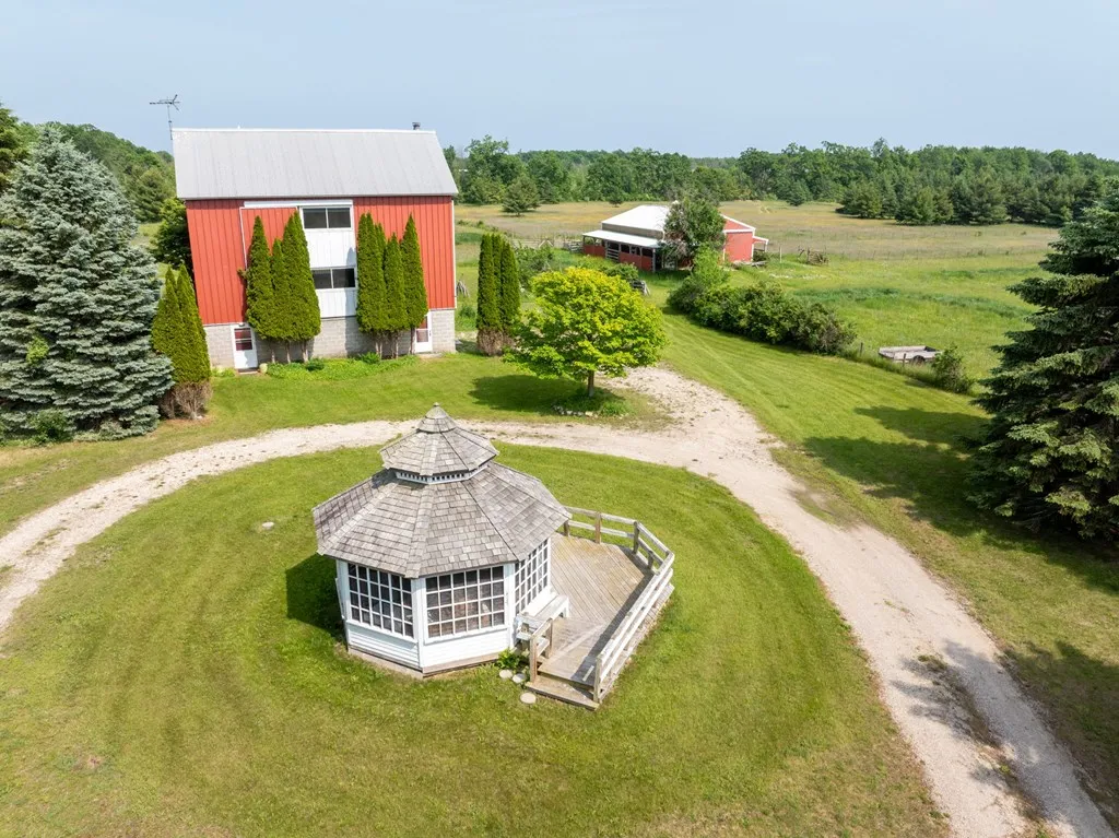 7448 Hillside Rd, Egg Harbor, Wisconsin 54209, 4 Bedrooms Bedrooms, ,4 BathroomsBathrooms,Farm,For Sale,Hillside Rd,144254