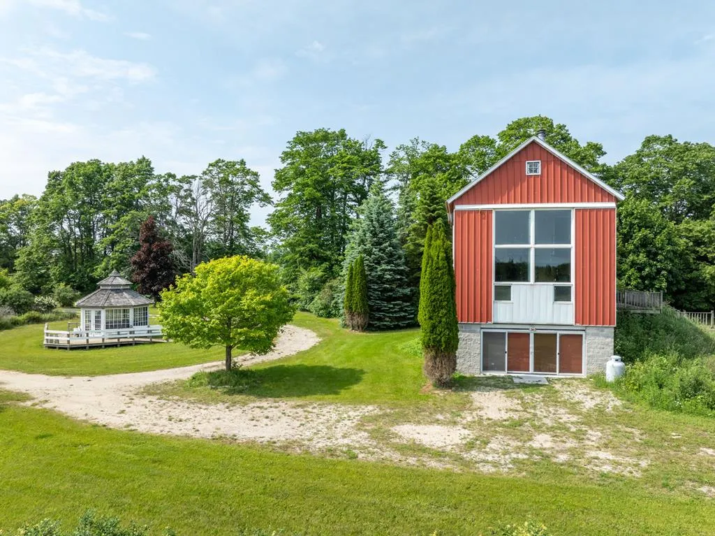 7448 Hillside Rd, Egg Harbor, Wisconsin 54209, 4 Bedrooms Bedrooms, ,4 BathroomsBathrooms,Farm,For Sale,Hillside Rd,144254