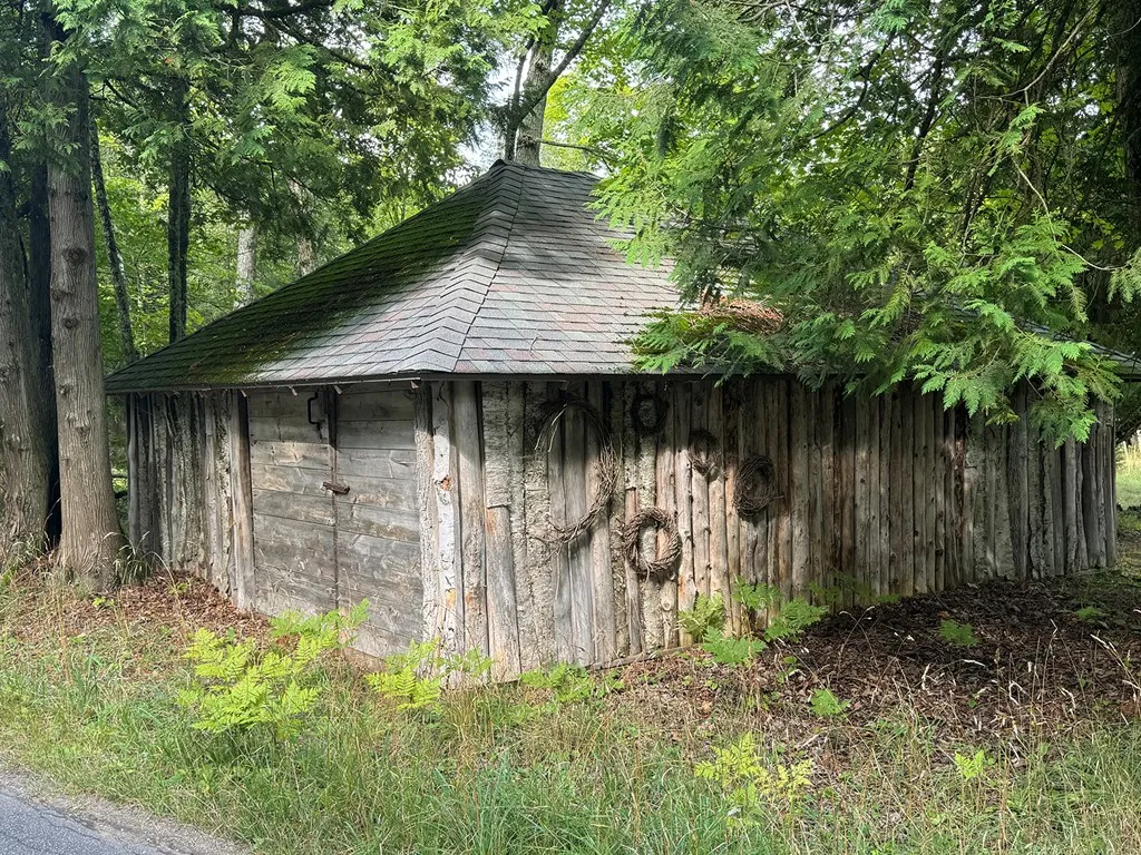 1304 Sunrise Rd, Washington Island Wi 54246, 2 Bedrooms Bedrooms, ,2 BathroomsBathrooms,Waterfront-Residential,For Sale,Sunrise Rd,143102