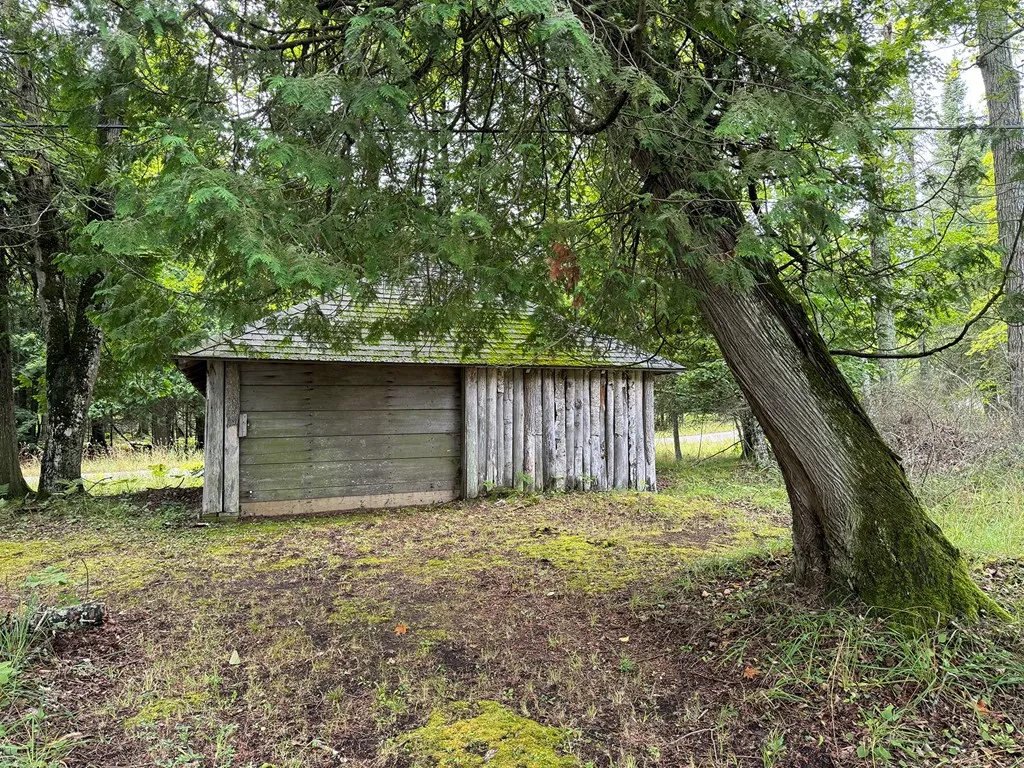 1304 Sunrise Rd, Washington Island Wi 54246, 2 Bedrooms Bedrooms, ,2 BathroomsBathrooms,Waterfront-Residential,For Sale,Sunrise Rd,143102