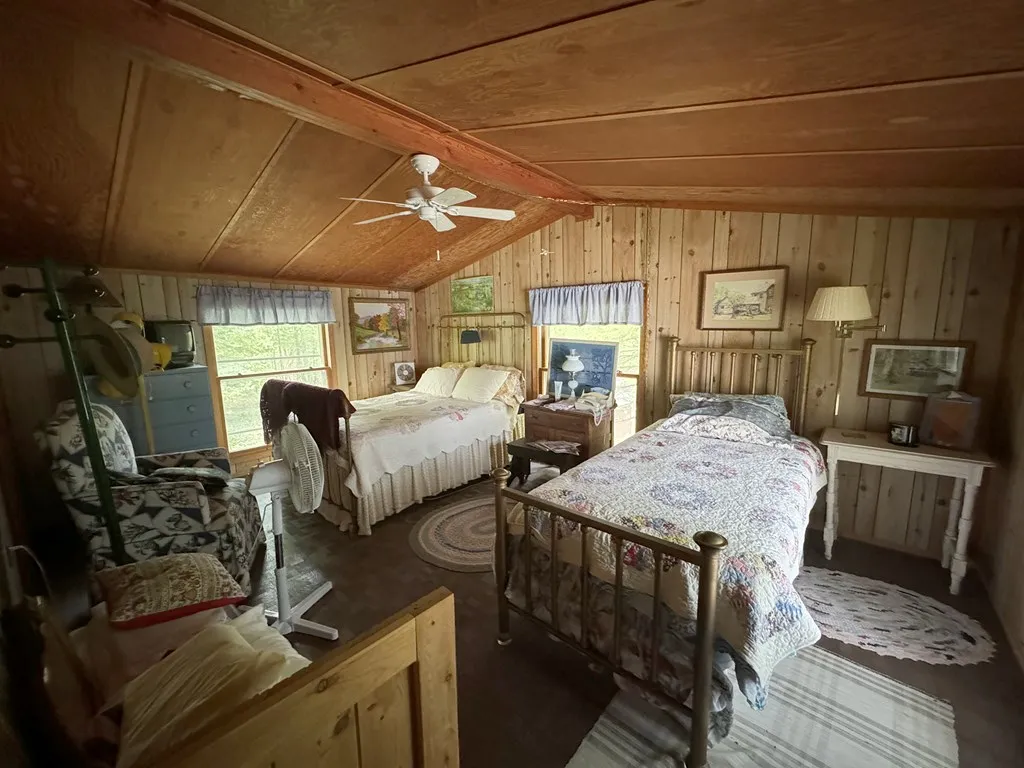 1304 Sunrise Rd, Washington Island Wi 54246, 2 Bedrooms Bedrooms, ,2 BathroomsBathrooms,Waterfront-Residential,For Sale,Sunrise Rd,143102