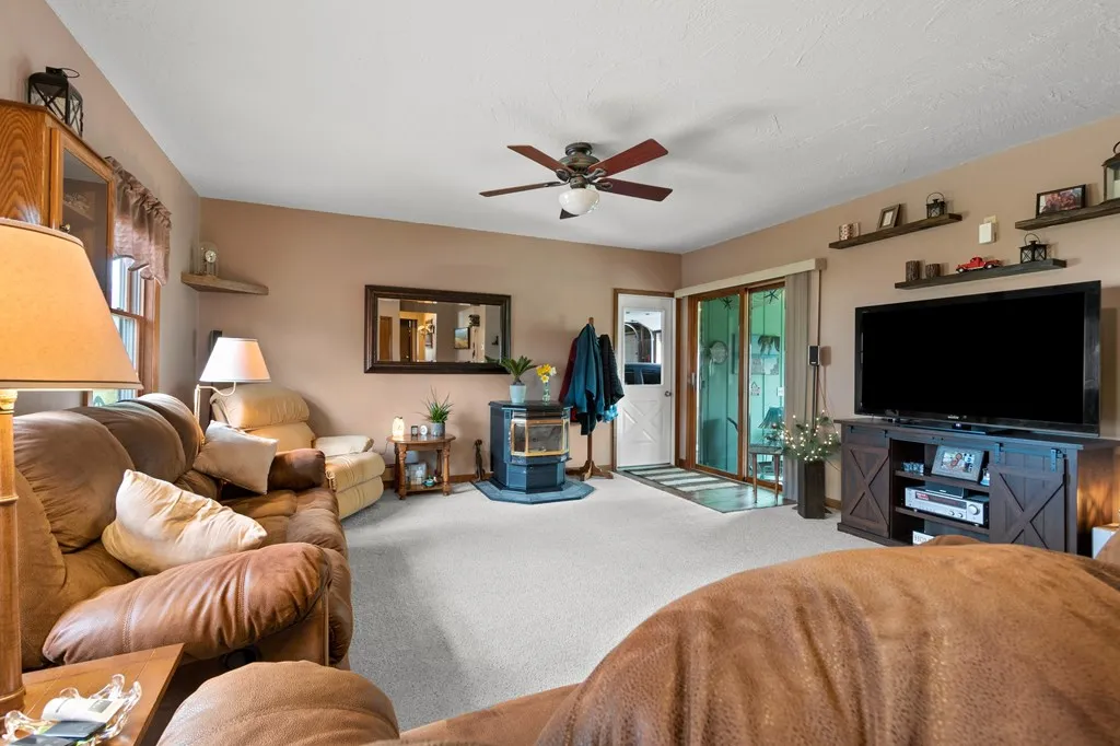 8640 County Rd C, Sturgeon Bay, Wisconsin 54235, 3 Bedrooms Bedrooms, ,3 BathroomsBathrooms,Inland-Residential,For Sale,County Rd C,144006
