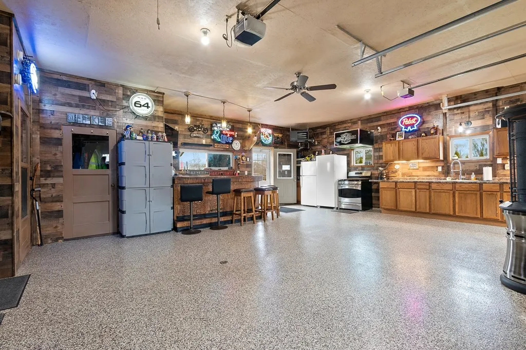 8640 County Rd C, Sturgeon Bay, Wisconsin 54235, 3 Bedrooms Bedrooms, ,3 BathroomsBathrooms,Inland-Residential,For Sale,County Rd C,144006
