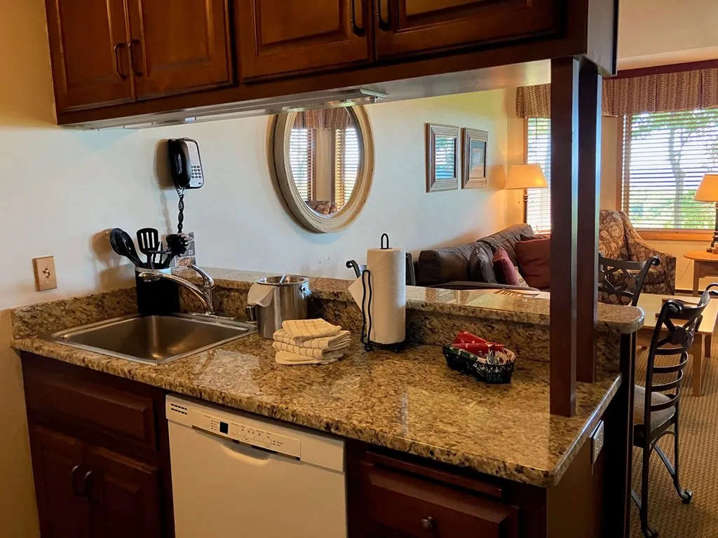 4908 Landmark Cir # 1321, Egg Harbor, Wisconsin 54209, 2 Bedrooms Bedrooms, ,1 BathroomBathrooms,Condominium,For Sale,Landmark Cir,144543