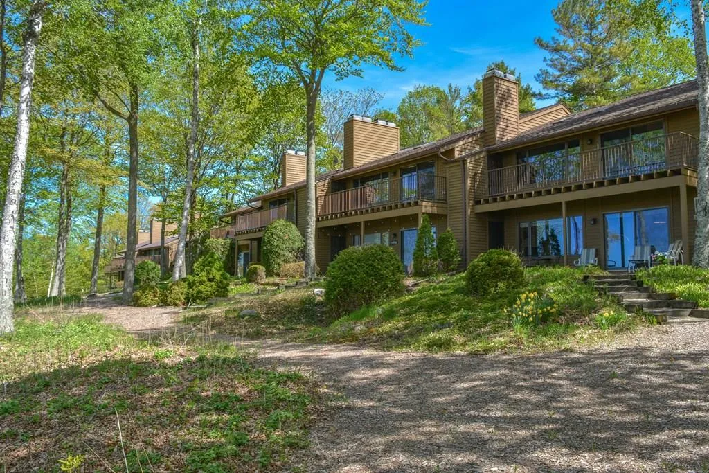 4756 Fox Point Rd # 411, Egg Harbor, Wisconsin 54209, 3 Bedrooms Bedrooms, ,2 BathroomsBathrooms,Condominium,For Sale,Fox Point Rd,143974