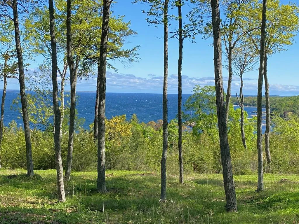 4756 Fox Point Rd # 411, Egg Harbor, Wisconsin 54209, 3 Bedrooms Bedrooms, ,2 BathroomsBathrooms,Condominium,For Sale,Fox Point Rd,143974