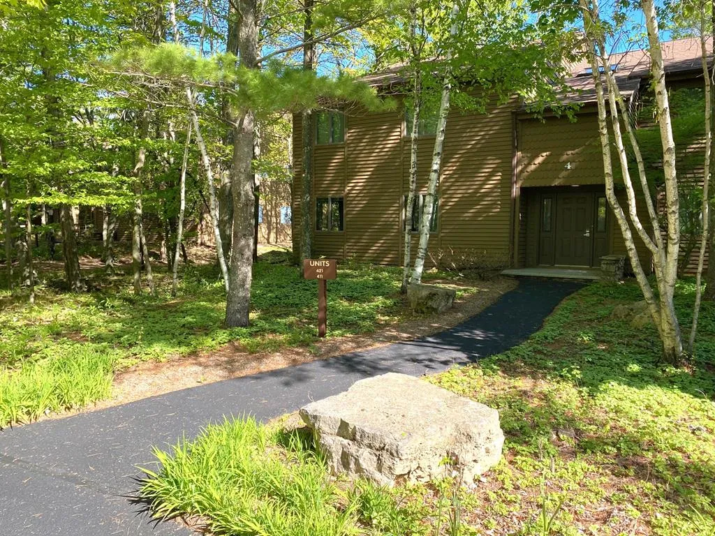 4756 Fox Point Rd # 411, Egg Harbor, Wisconsin 54209, 3 Bedrooms Bedrooms, ,2 BathroomsBathrooms,Condominium,For Sale,Fox Point Rd,143974
