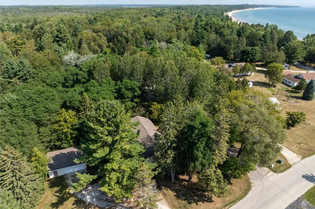 3800 E Whitefish Bay Rd, Sturgeon Bay Wi 54235, 3 Bedrooms Bedrooms, ,2 BathroomsBathrooms,Inland-Residential,For Sale,E Whitefish Bay Rd,143151