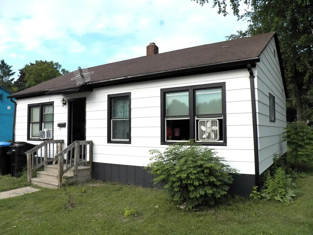 914 N 6th Ave, Sturgeon Bay, Wisconsin 54235, 3 Bedrooms Bedrooms, ,1 BathroomBathrooms,Inland-Residential,For Sale,N 6th Pl,144138
