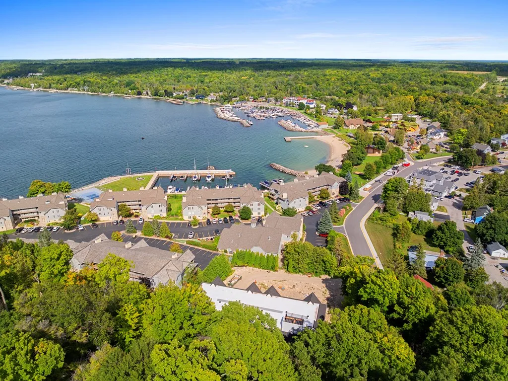 2399 Maple Dr # 204, Sister Bay Wi 54234, 1 Bedroom Bedrooms, ,1 BathroomBathrooms,Condominium,For Sale,Maple Dr,143825